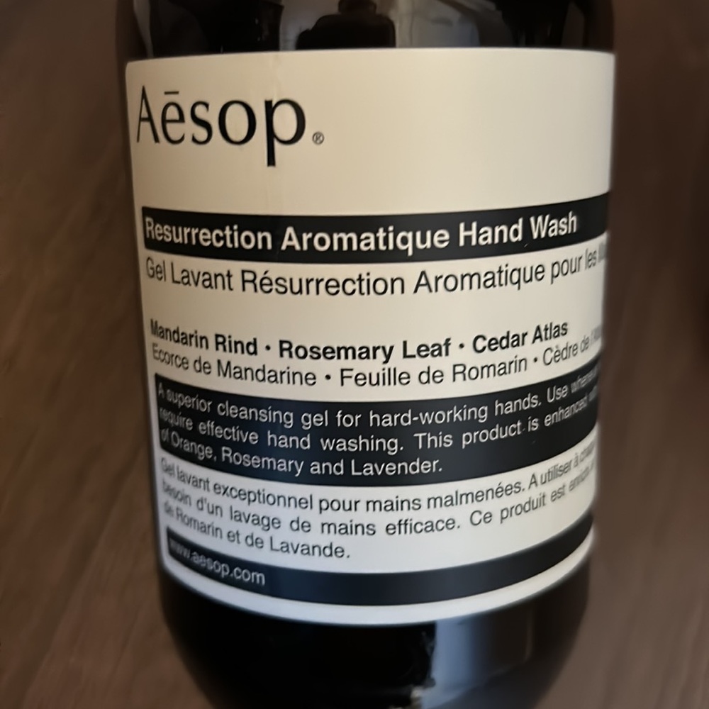 Aesop Hand Wash - Picture 5 of 7
